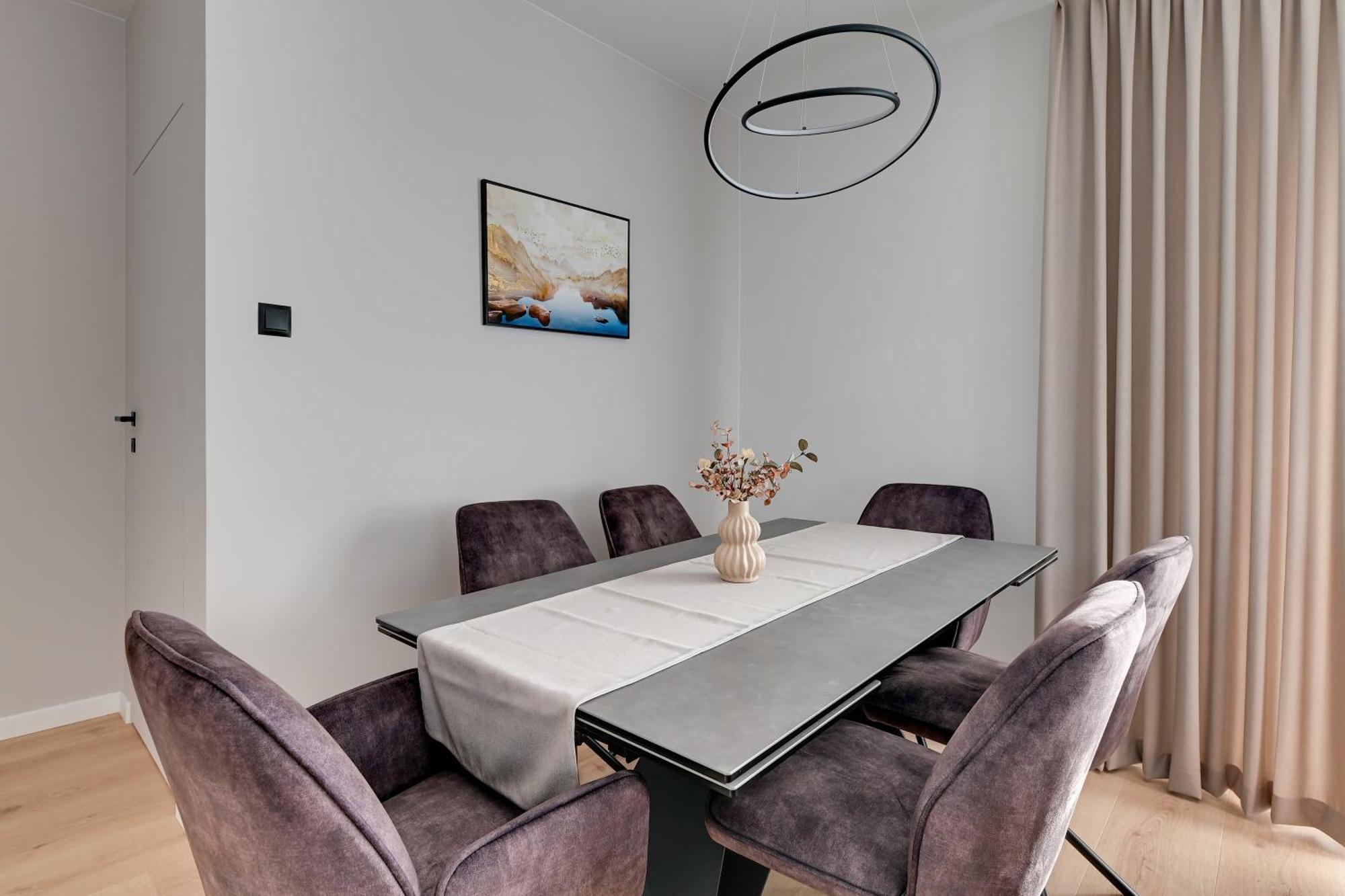 Zajezdnia Wrzeszcz 2 By Grand Apartments Γκντανσκ Εξωτερικό φωτογραφία