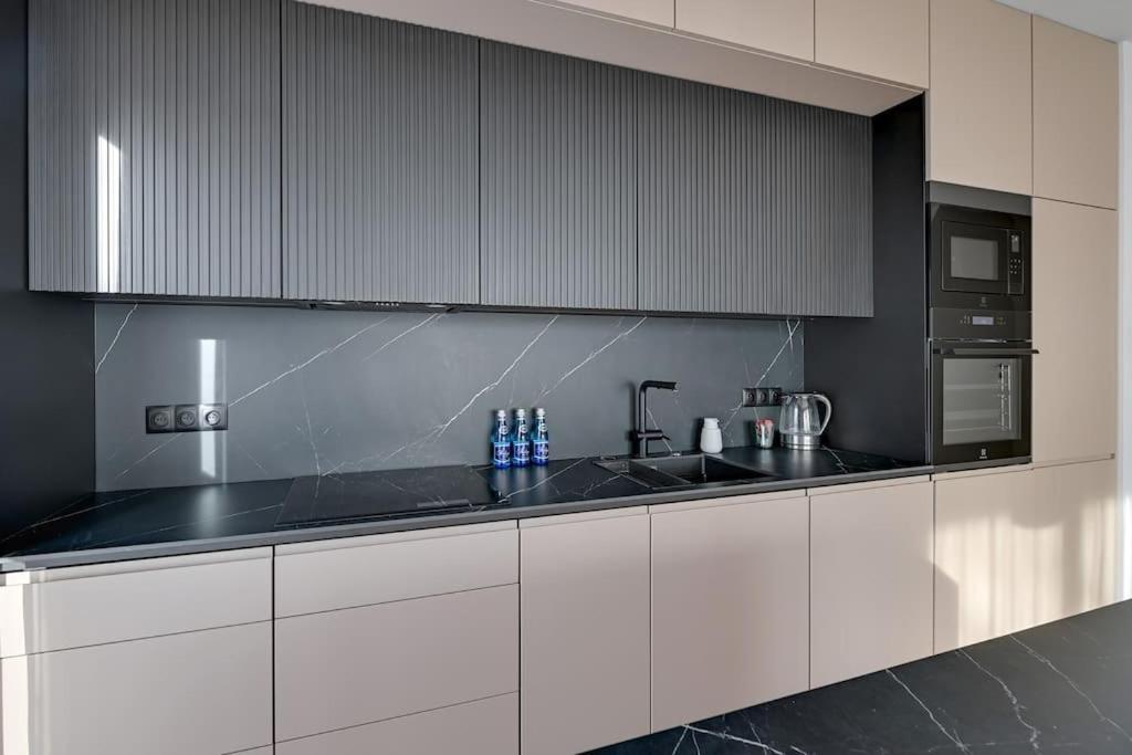 Zajezdnia Wrzeszcz 2 By Grand Apartments Γκντανσκ Εξωτερικό φωτογραφία