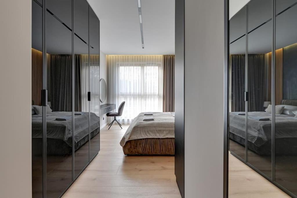 Zajezdnia Wrzeszcz 2 By Grand Apartments Γκντανσκ Εξωτερικό φωτογραφία